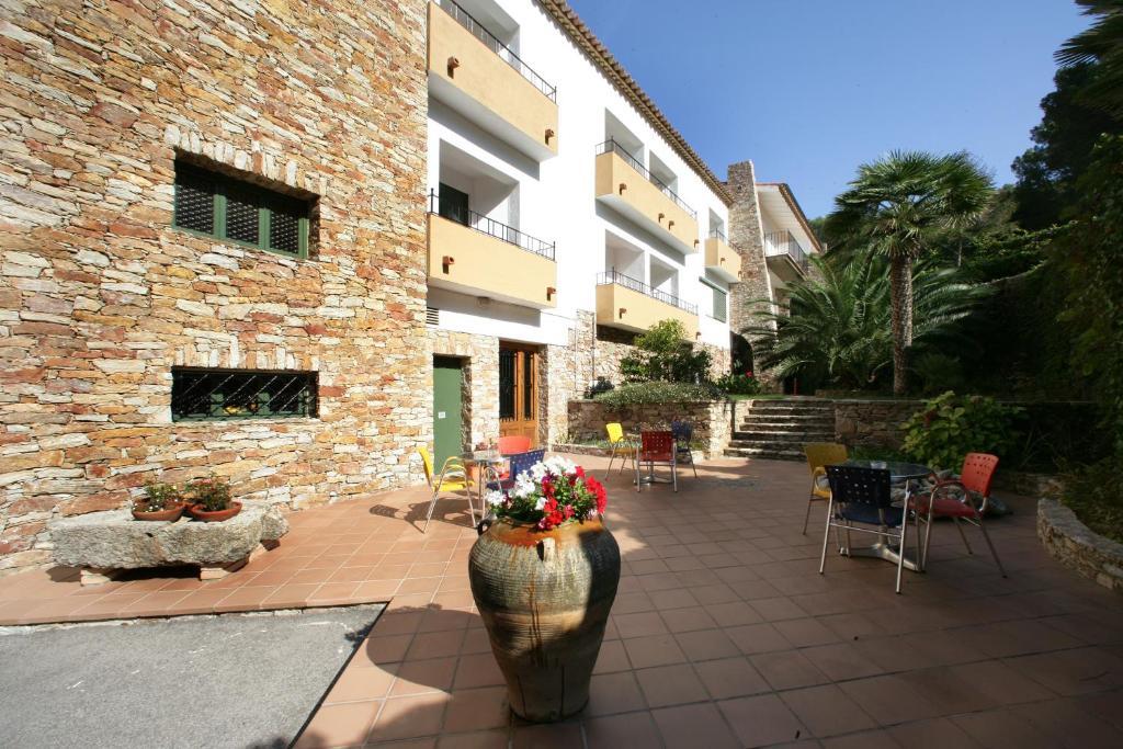 Hotel Sa Riera 3*